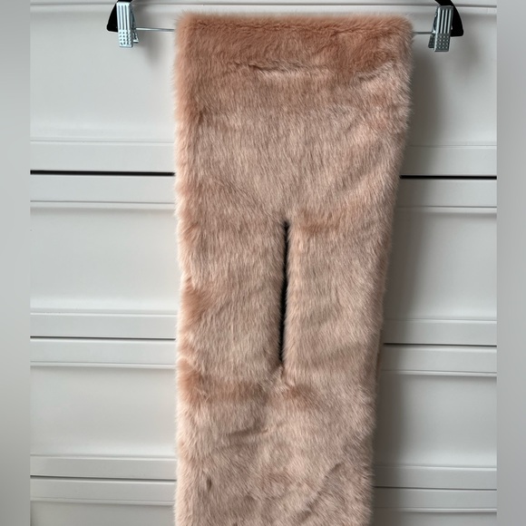 Zara pink faux fur scarf - Picture 4 of 7